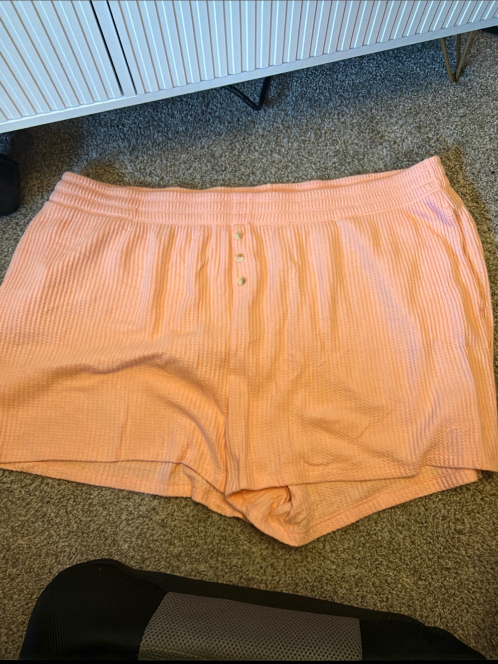Women's Old Navy Peach Ribbed Knit Shorts